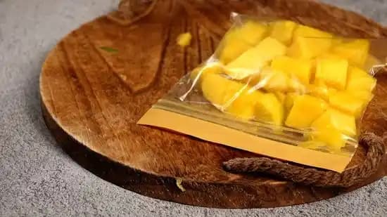 How to Store Mangoes to Keep Them Fresh Longer